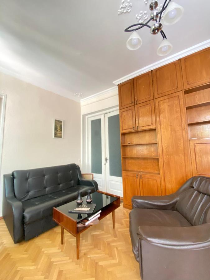 Davit'S Apartment 21 第比利斯 外观 照片