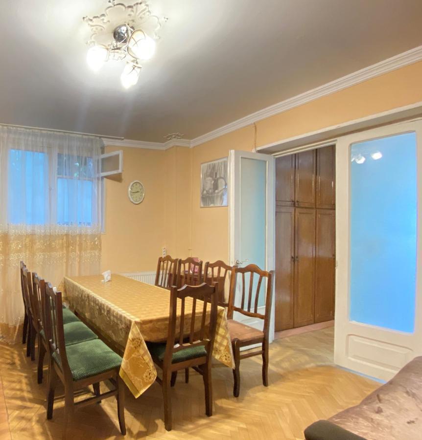 Davit'S Apartment 21 第比利斯 外观 照片